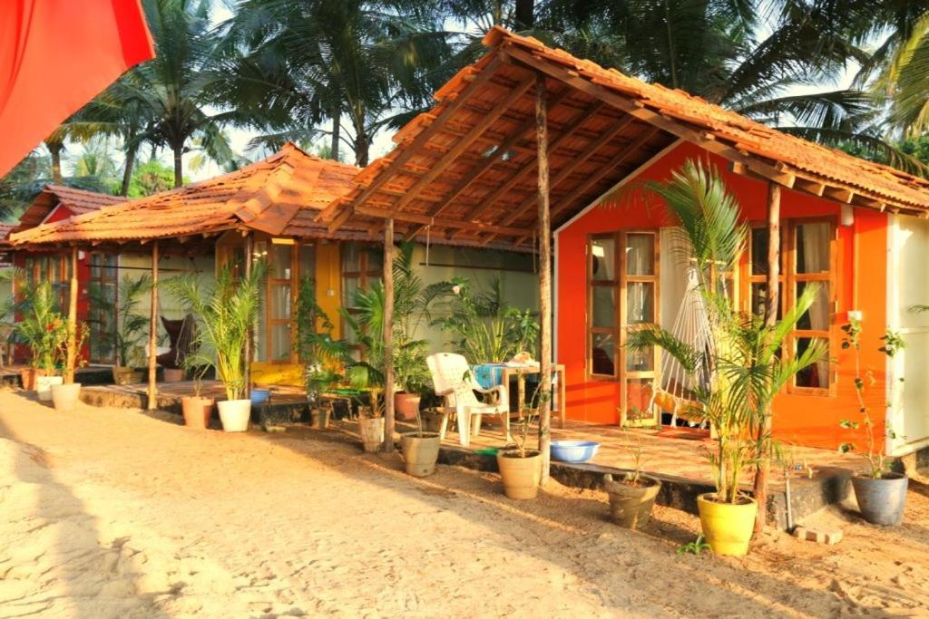Kranti Yoga Tradition - Beach Resort Patnem Beach Ngoại thất bức ảnh