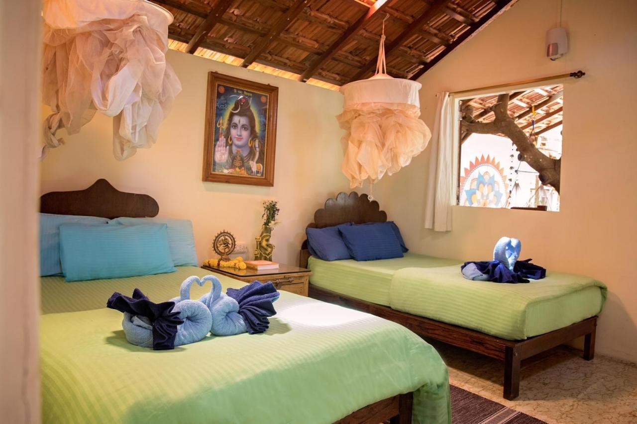 Kranti Yoga Tradition - Beach Resort Patnem Beach Ngoại thất bức ảnh
