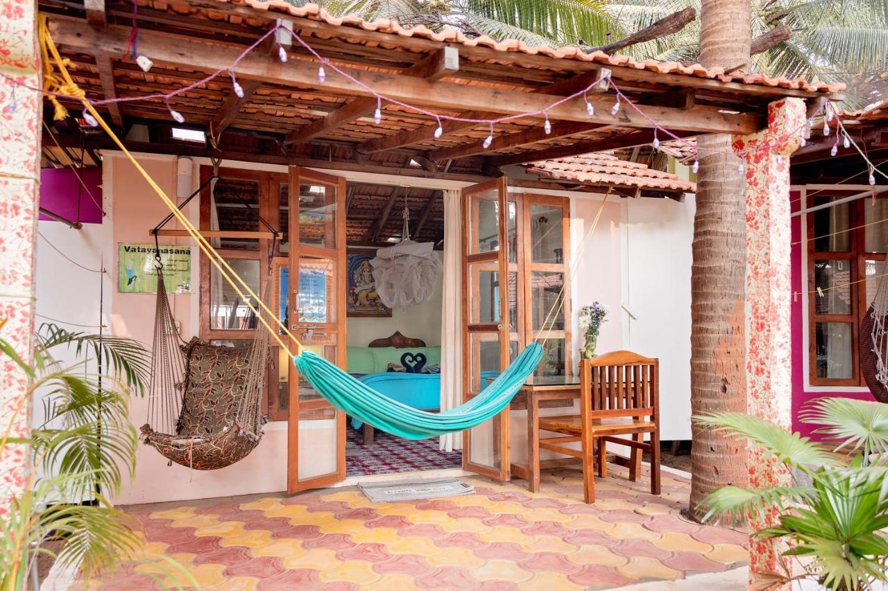 Kranti Yoga Tradition - Beach Resort Patnem Beach Ngoại thất bức ảnh